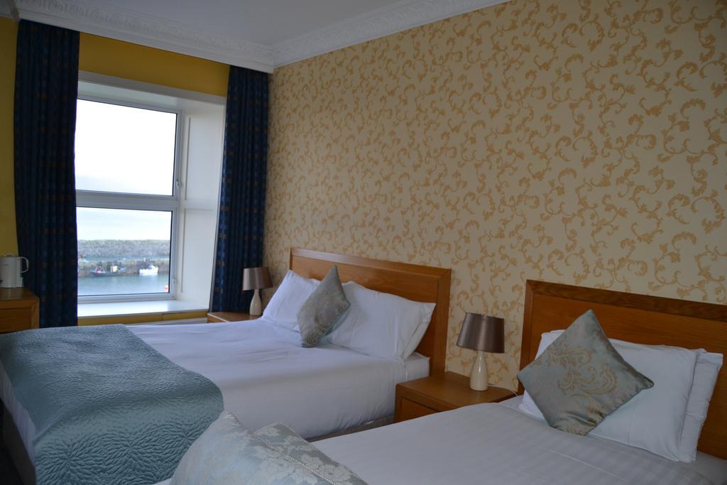 The Beach Hotel Mullaghmore Quarto foto